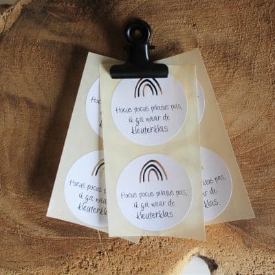 Sticker | Hocus pocus pilatus pas, ik ga naar de kleuterklas | 10 stuks