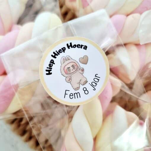 Verjaardag sticker met naam | Labubu - Image 2