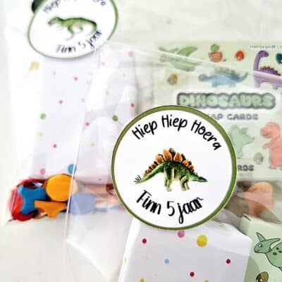 Verjaardagsticker met naam | Dinosaurus