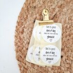 Sticker | Het is geen doei of dag maar tot ziens met een glimlach | 10 stuks