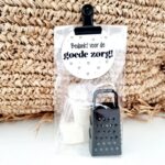 Cadeautje amberblokje | Zwarte rasp - Afbeelding 2