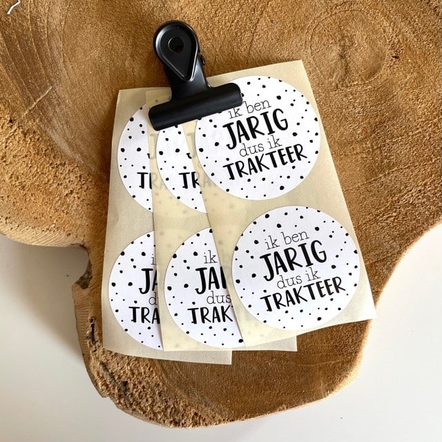 ik-ben-jarig-dus-ik-trakteer Sticker | Ik ben jarig dus ik trakteer | 10 stuks - Afbeelding 1