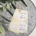 Sticker | Love is in the air | 10 stuks