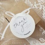 Bruilofts sticker met naam | Thank you (bloem) - Afbeelding 3