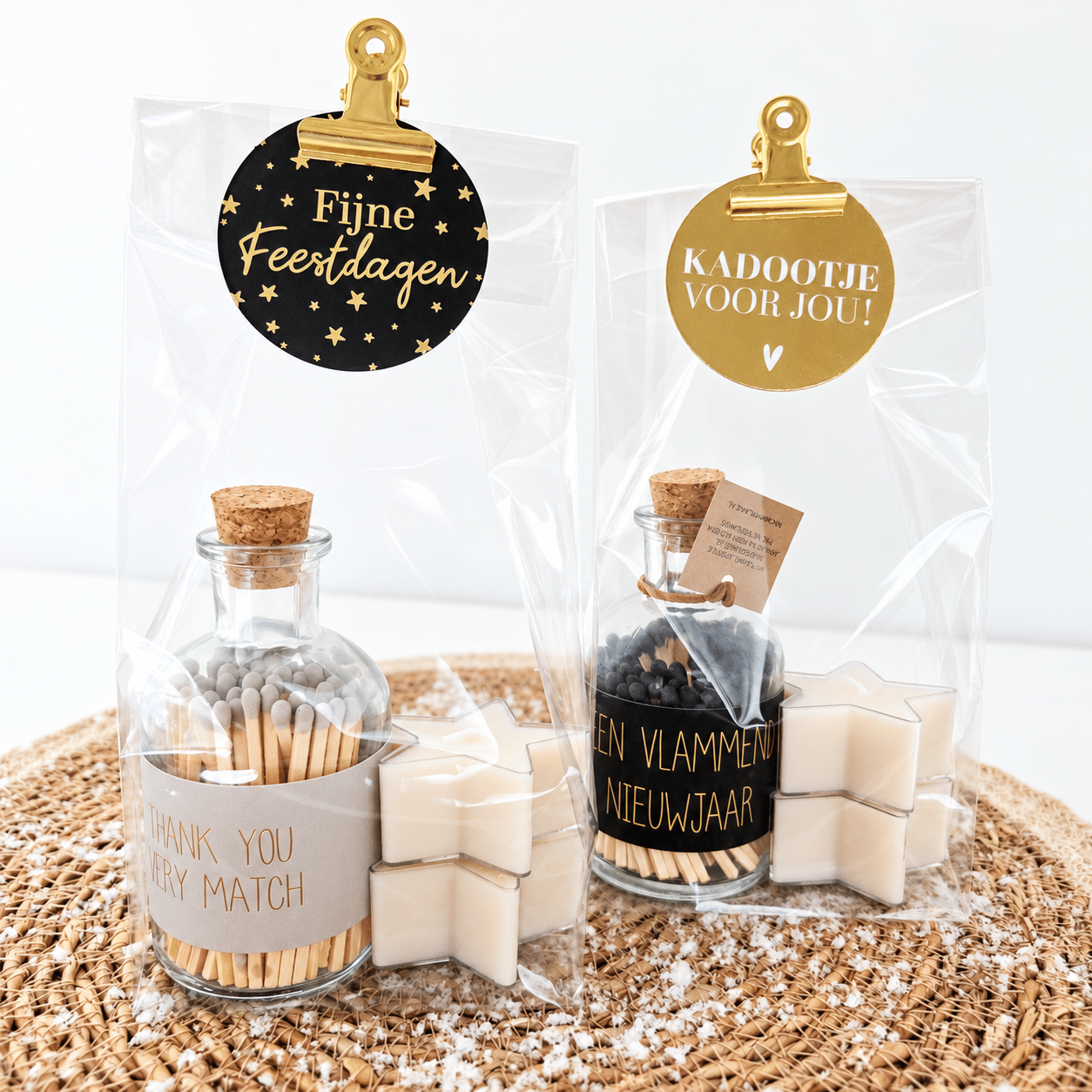 20261021_145928 Kerstcadeautje | Lucifer in pot + sterren waxinelichtjes - Afbeelding 1